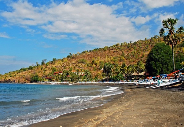 Top 5 bãi biển hoang sơ xinh đẹp ở Bali