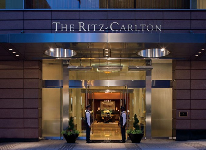 Khách sạn The Ritz-Carlton